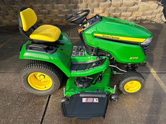 2024 John Deere X570 Equipment Image0