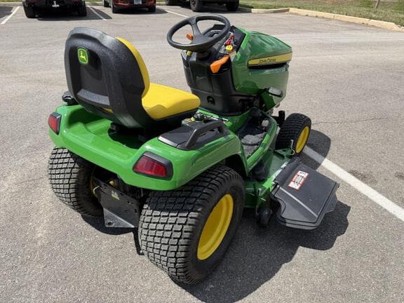 Image of John Deere X570 equipment image 2
