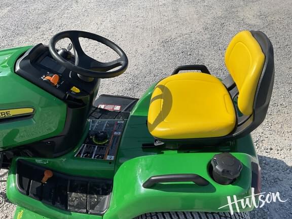 Image of John Deere X570 equipment image 4