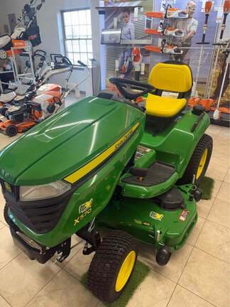 Image of John Deere X570 equipment image 3