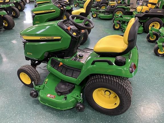 Image of John Deere X570 equipment image 2