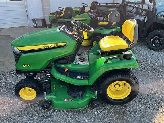 Image of John Deere X570 equipment image 2