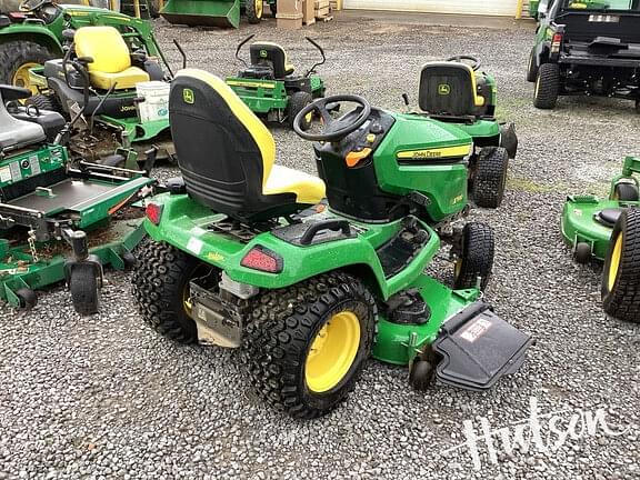 Image of John Deere X580 equipment image 1