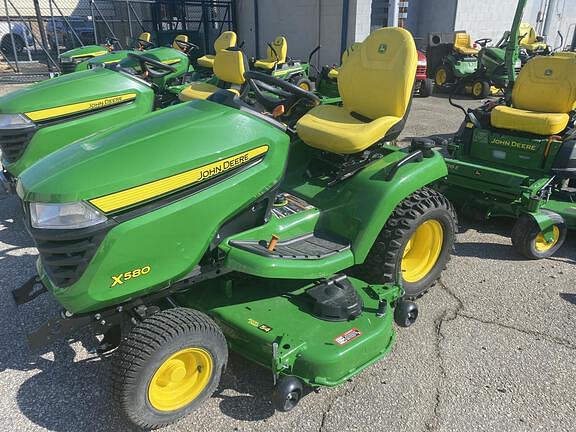 Image of John Deere X580 equipment image 1