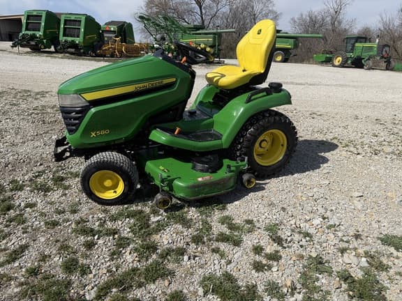 Image of John Deere X580 equipment image 2