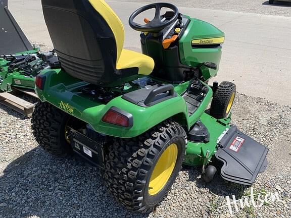 Image of John Deere X580 equipment image 4