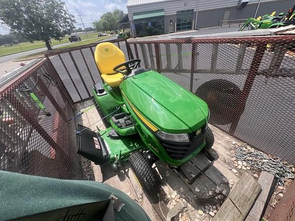 Image of John Deere X580 Primary image