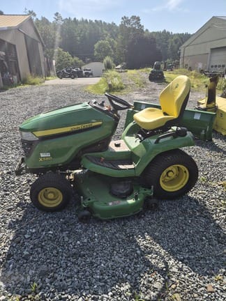 2024 John Deere X580 Equipment Image0