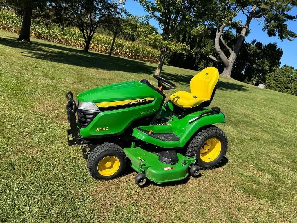 Image of John Deere X580 Primary image