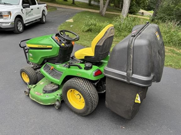 Image of John Deere X584 equipment image 2