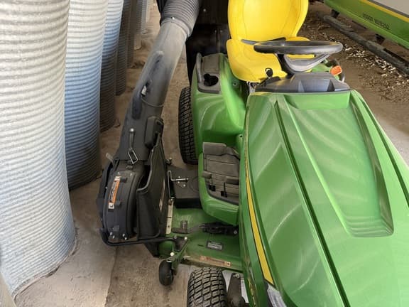 Image of John Deere X584 equipment image 4