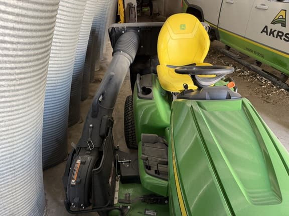 Image of John Deere X584 equipment image 2