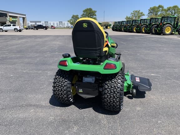 Image of John Deere X590 equipment image 2