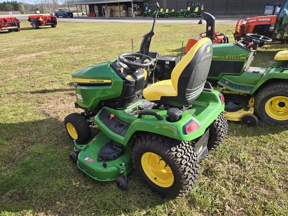 Image of John Deere X590 equipment image 2
