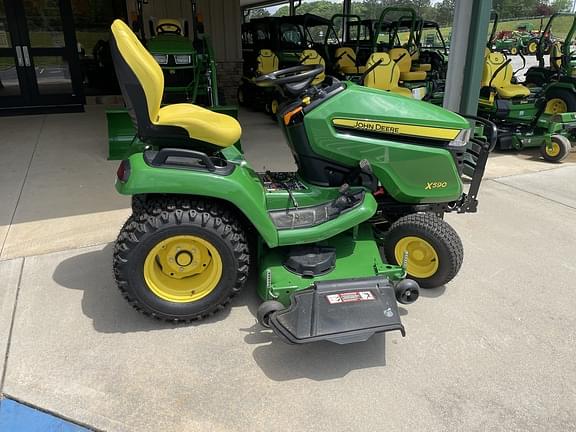 Image of John Deere X590 Primary image