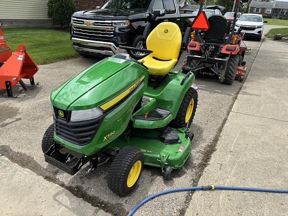 Image of John Deere X590 equipment image 1