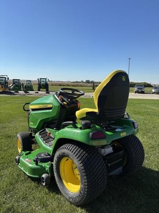 Image of John Deere X590 equipment image 2
