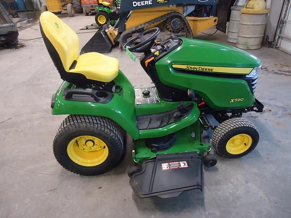 Image of John Deere X590 equipment image 1