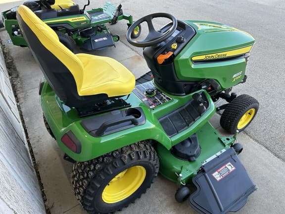 Image of John Deere X590 equipment image 2