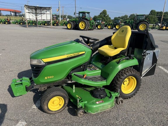 2024 John Deere X590 Equipment Image0