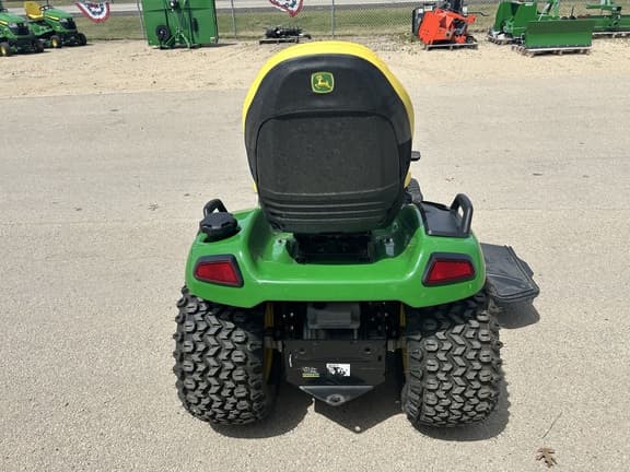Image of John Deere X590 equipment image 4