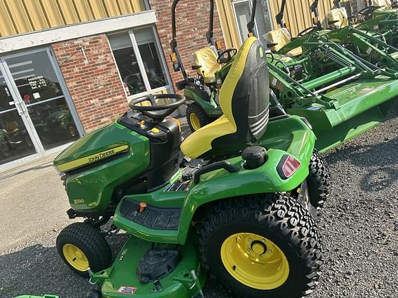 Image of John Deere X590 equipment image 3