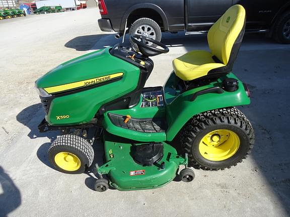 Image of John Deere X590 equipment image 1