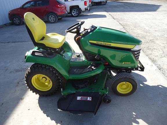 Image of John Deere X590 Primary image