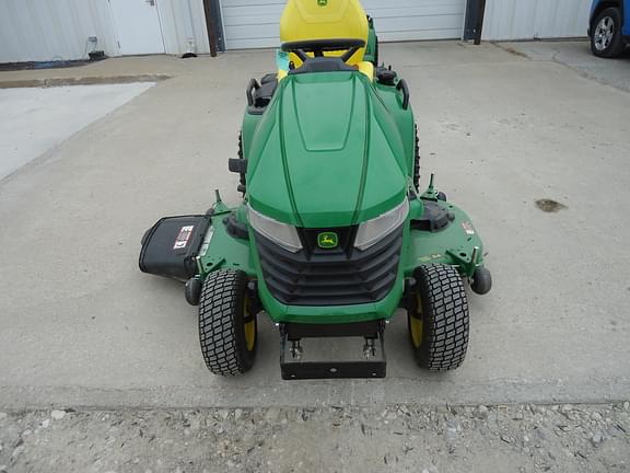 Image of John Deere X590 equipment image 3