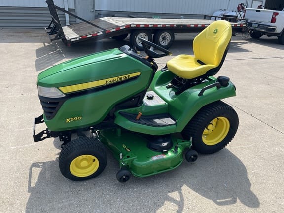 Main image John Deere X590