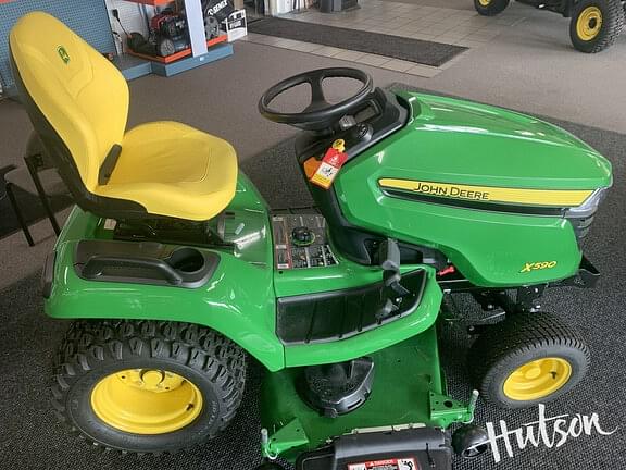 Image of John Deere X590 equipment image 1