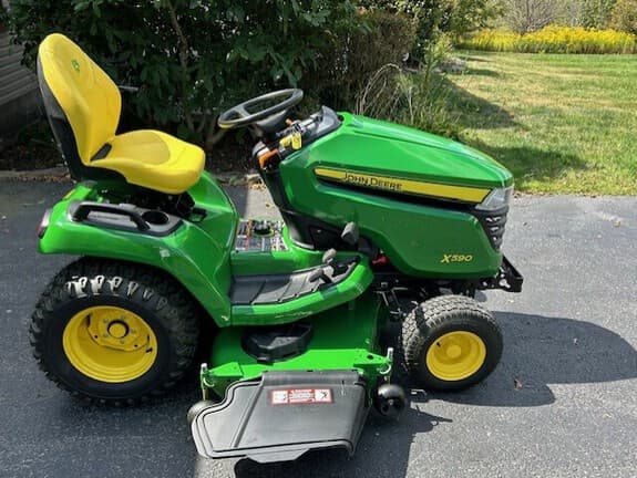 Image of John Deere X590 Primary image