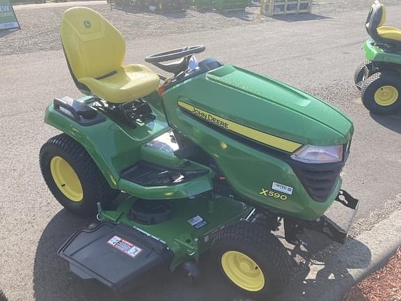 Image of John Deere X590 Primary image