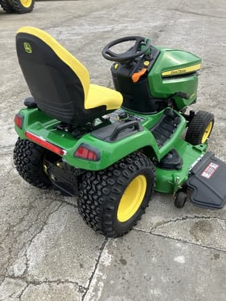 Image of John Deere X590 equipment image 3