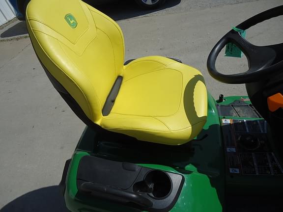 Image of John Deere X590 equipment image 4