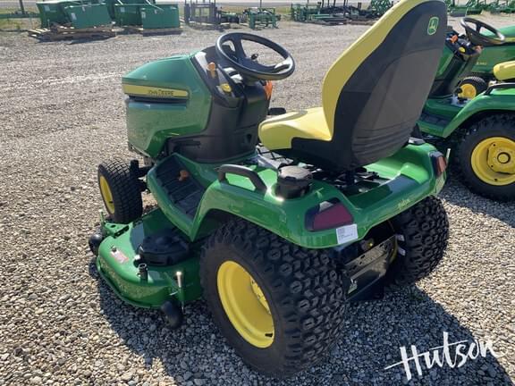 Image of John Deere X590 equipment image 2