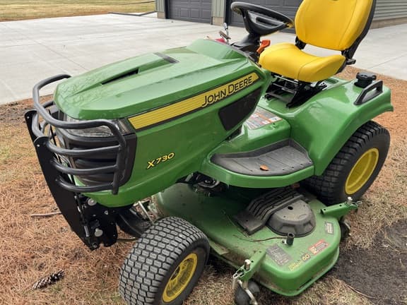 Image of John Deere X730 Primary image