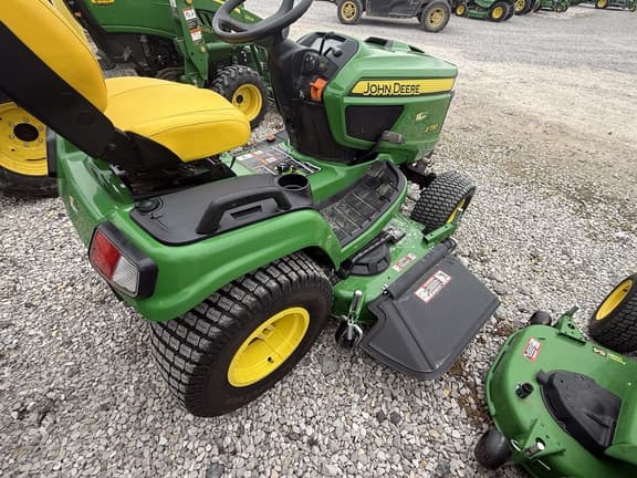 Image of John Deere X730 equipment image 4