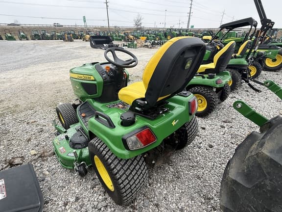 Image of John Deere X730 equipment image 2