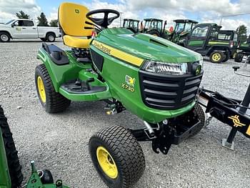 2024 John Deere X730 Equipment Image0