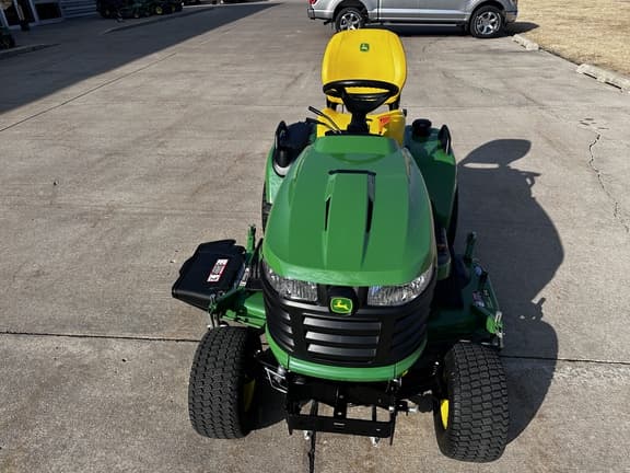 Image of John Deere X730 equipment image 1