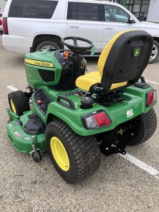 Image of John Deere X730 equipment image 1