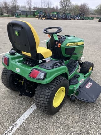 Image of John Deere X730 equipment image 2