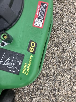 Image of John Deere X730 equipment image 4