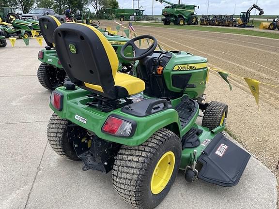 Image of John Deere X730 equipment image 1