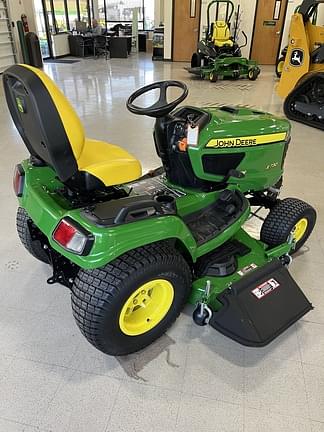 Image of John Deere X730 equipment image 4