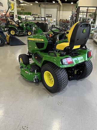Image of John Deere X730 equipment image 2
