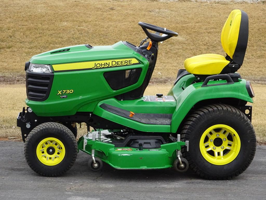 Image of John Deere X730 Image 0