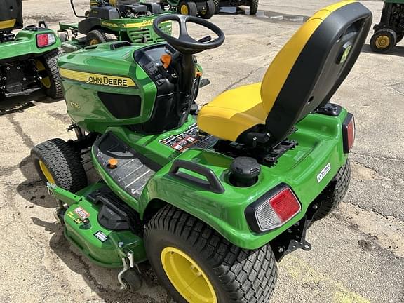 Image of John Deere X730 equipment image 3