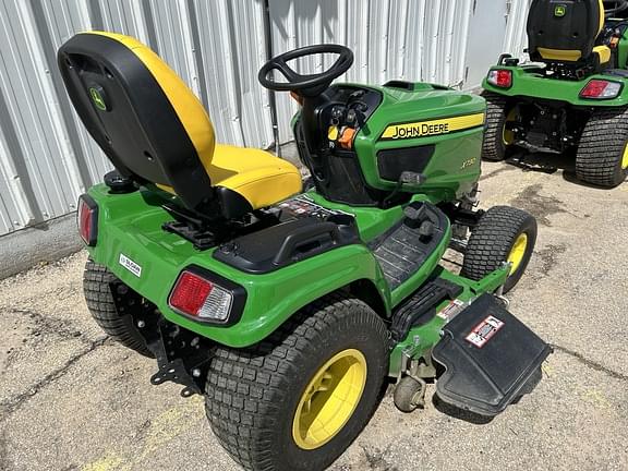 Image of John Deere X730 equipment image 2